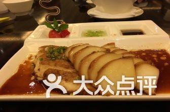 广州琶洲吃瓜,瓜果飘香，品味都市田园风光