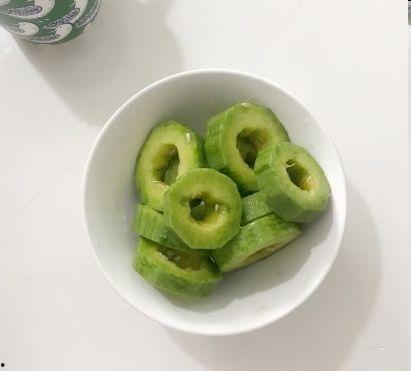 羊角蜜瓜能全吃吗,从皮到籽，尽享美味全食之旅